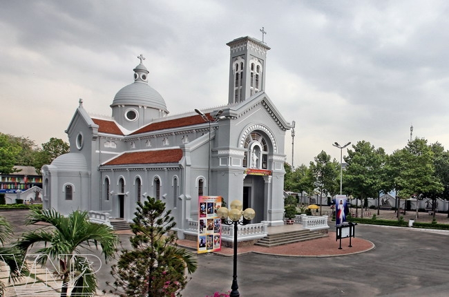 Nhà thờ Hạnh Thông Tây cổ kính