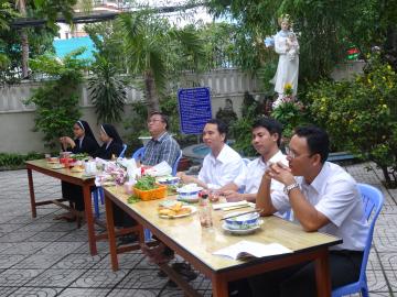 Kỷ niệm 3 năm Cha sở về gx.HTT