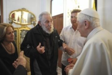 Cựu chủ tịch Cuba Fidel Castro qua đời