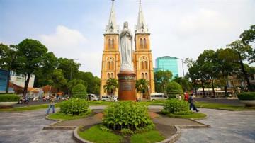 Việc trùng tu Vương Cung Thánh Đường Đức Bà Sài gòn ước tính hơn 100 tỉ