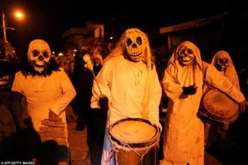 NGƯỜI CÔNG GIÁO CÓ NÊN THAM DỰ LỄ HỘI HALLOWEEN HAY KHÔNG ?