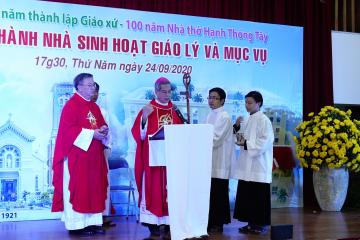 Khánh thành Nhà Sinh Hoạt Giáo Lý Và Mục Vụ - Thánh lễ Ban Bí Tích Thêm Sức